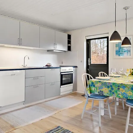 Otel Beautiful In With Kitchen Hals